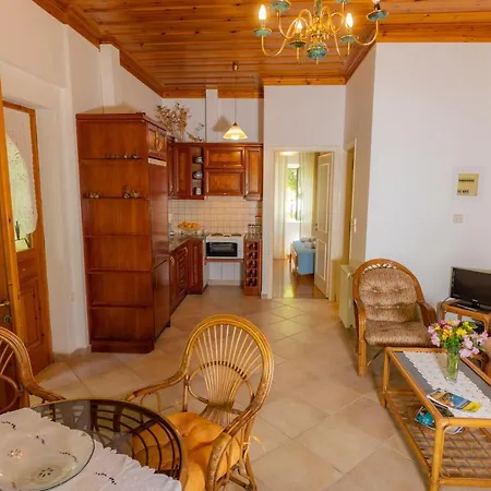 Two Traditional Houses In Lefkada Casa de Férias *